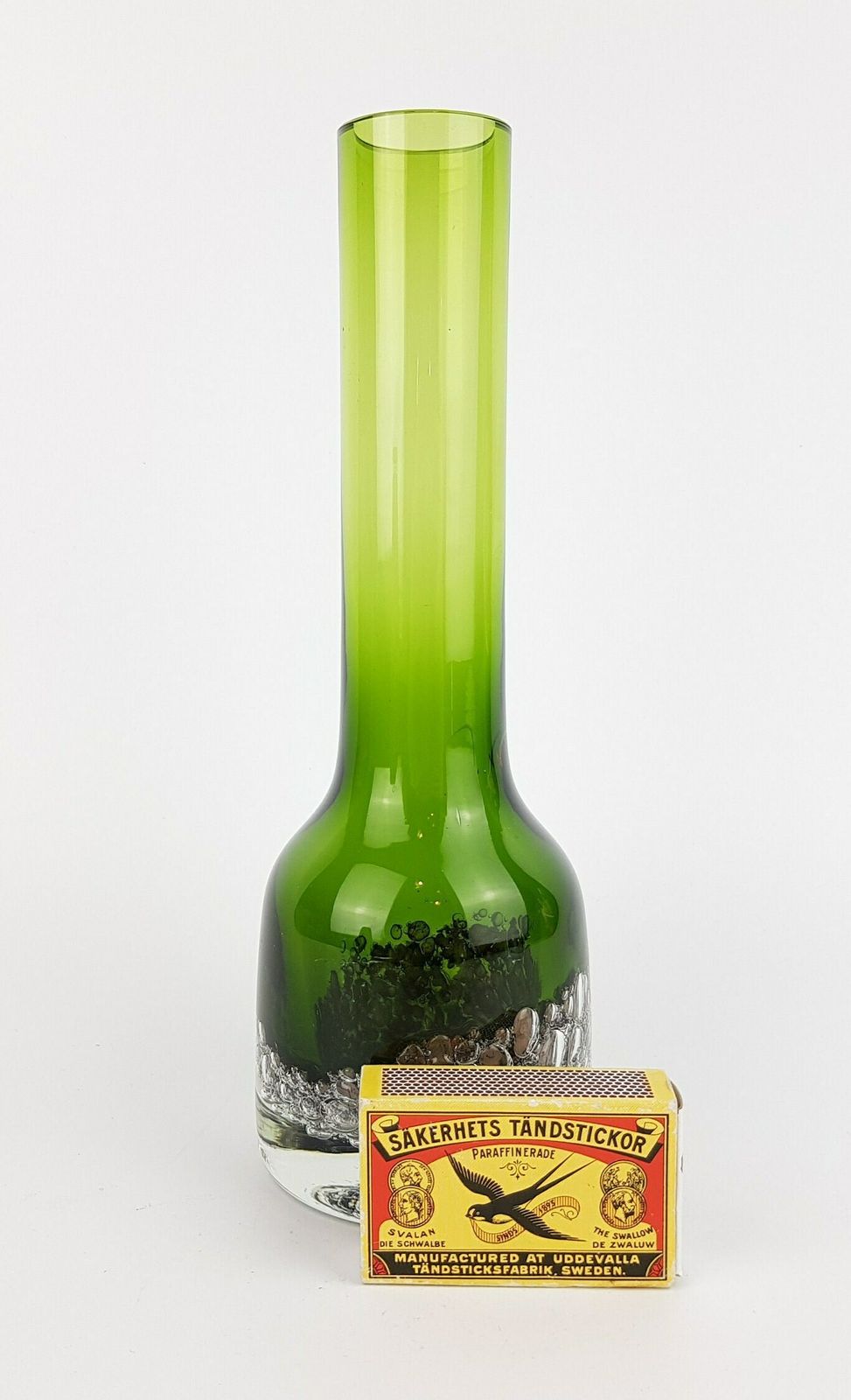 Vintage Leichlingen Glas Green Crystal Glass Vase With Silver Bubbles German Art Glass 1960 1970s photo furniture