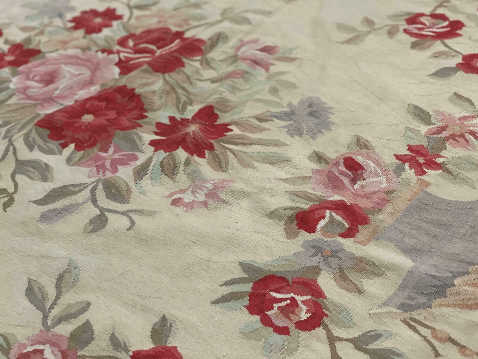 Traditional Aubusson Rug Pink Beige Handwoven Floral Carpet Wool Livingroom Rug photo for sale