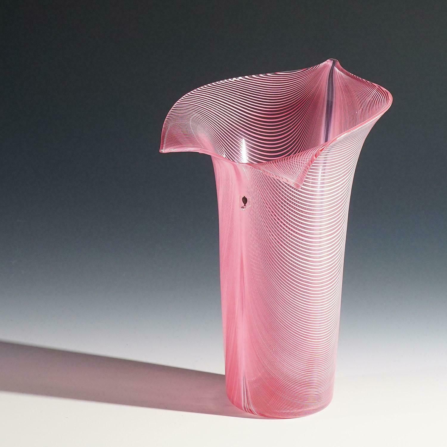 Tyra Lundgren Vase 'Calla' For Venini photo furniture