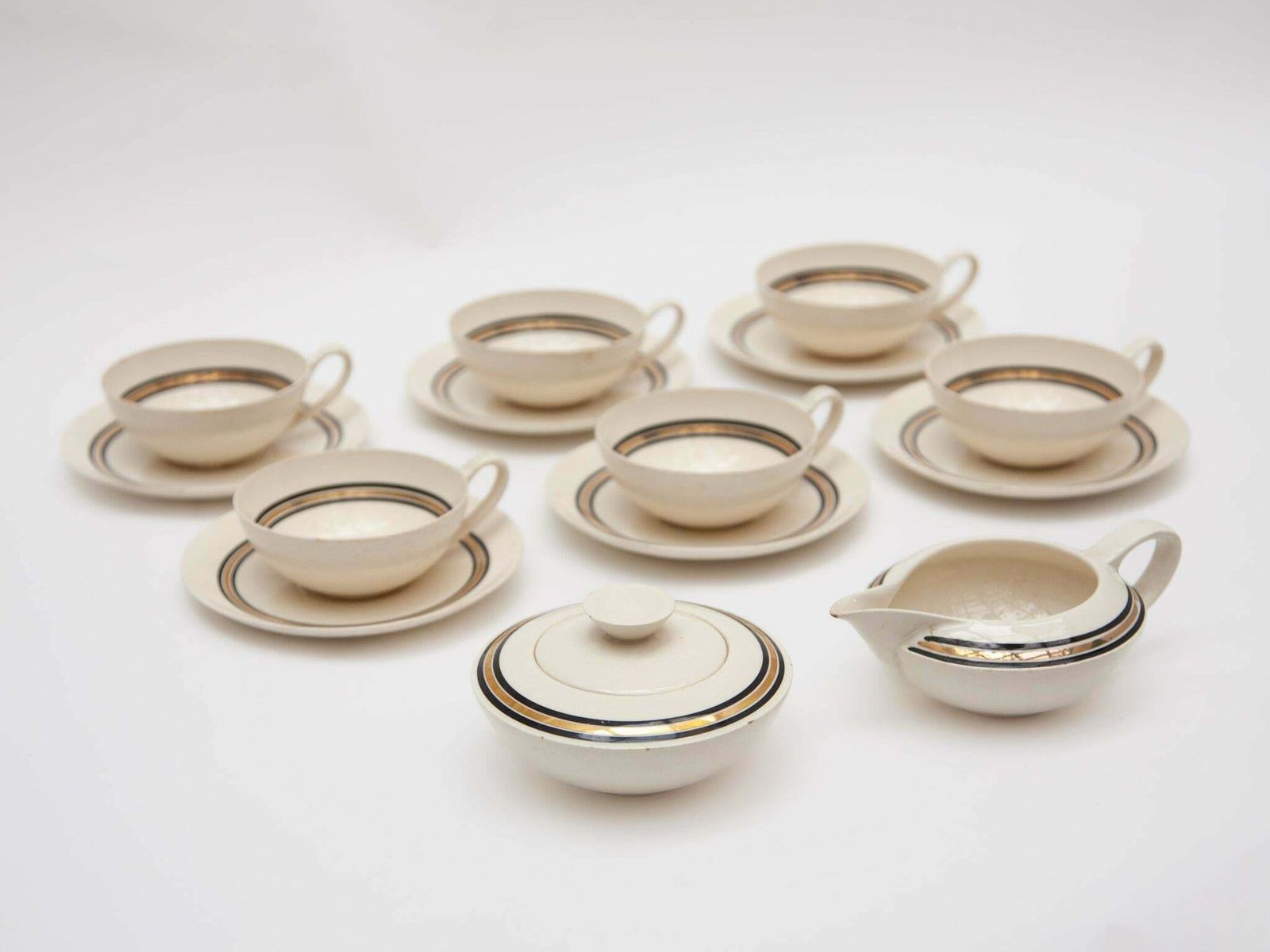 photo furniture Edmond Bellefroid Tea Set By Petrus Regout Maastricht, Bauhaus, Dutch Art Deco