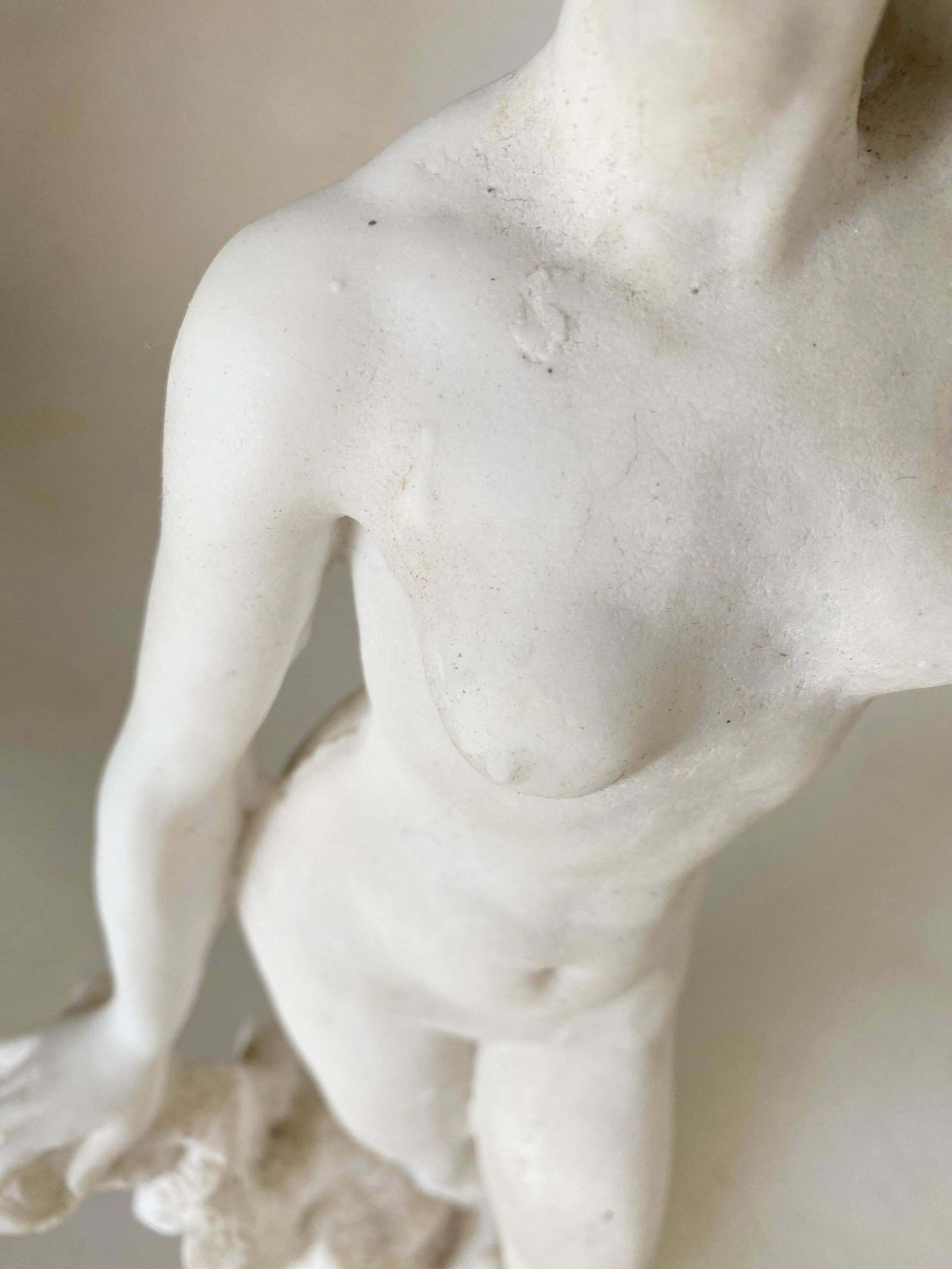 photo furniture Sculpture In Marble Powder From France Woman Body, In A White Color 20th Century