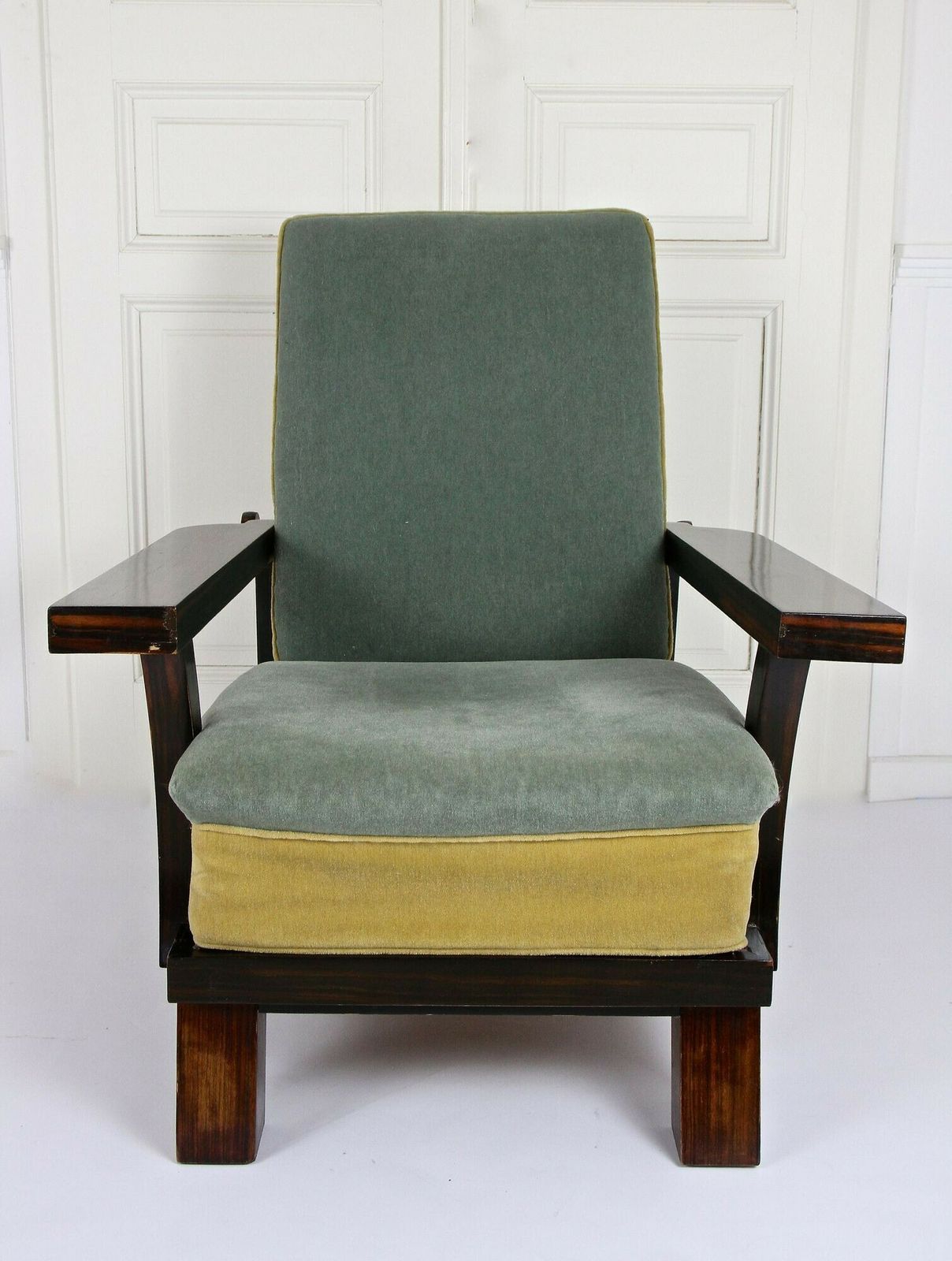 photo buy 20th Century Art Deco Armchair "Sitzmaschine" By Fritz Gross, At Circa 1935