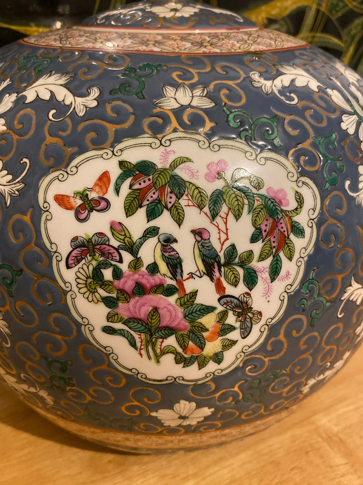 Qing Dynasties Ginger Jar, Da Qing Qianlong Nian Zhi Cramic Jar, Great Qing Dynasty, Qianlong Period| Made In Macau photo 135.0