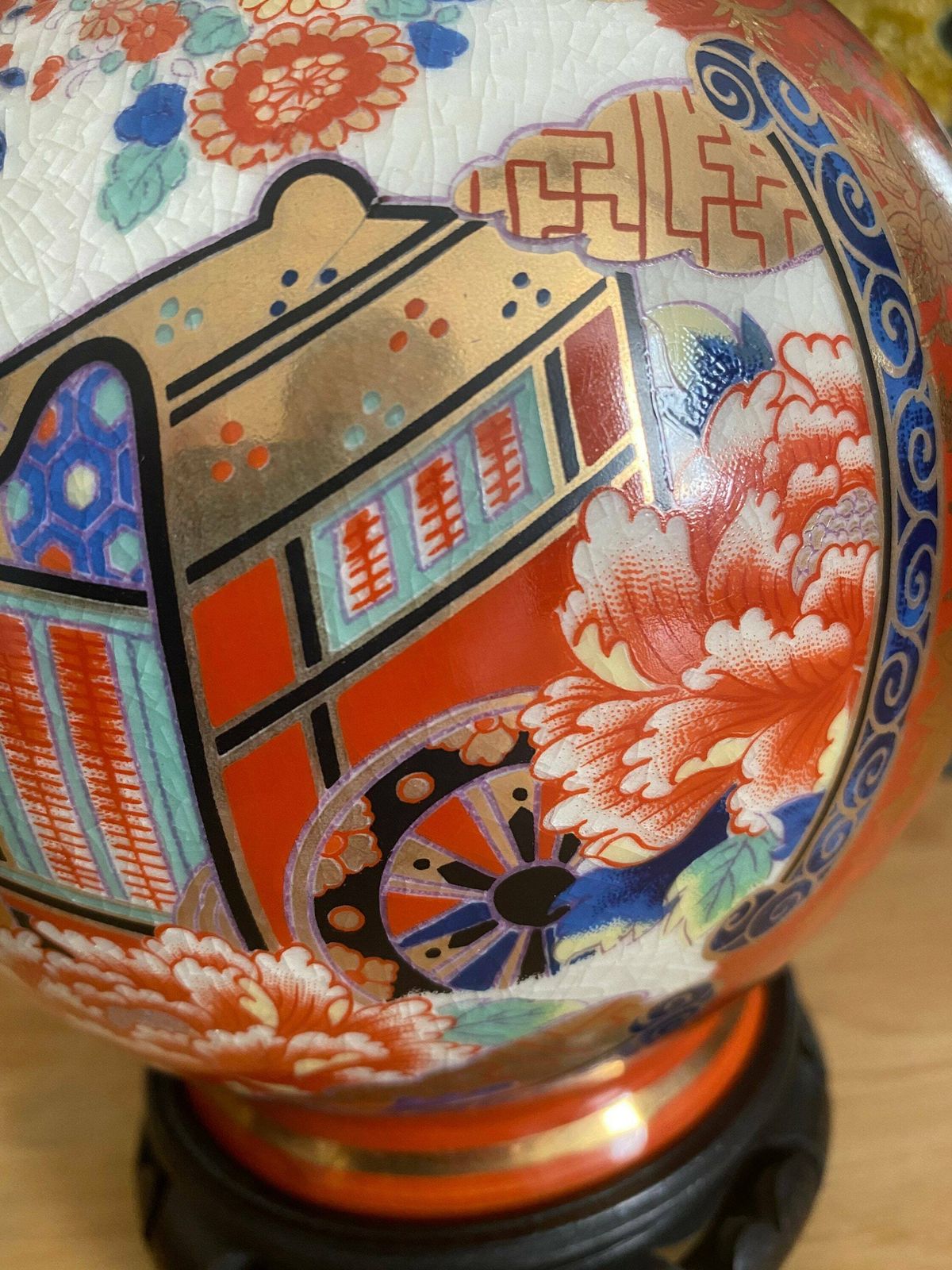 Vintage Japanese Satsuma Vase, Earthenware Satsuma Crackle Glazed Ceramic Vase photo vintage