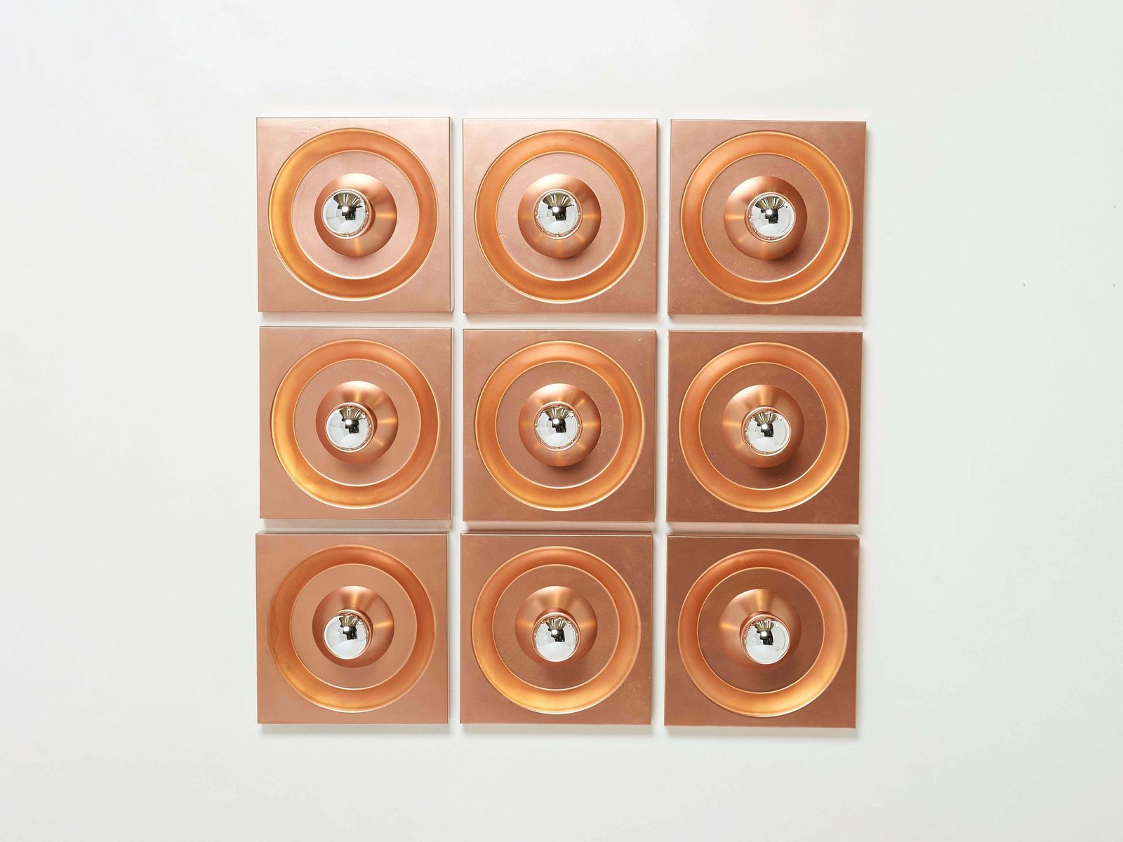 Ensemble de neuf appliques murales en cuivre Klaus Hempel pour Kaiser Leuchten, 1970 photo furniture