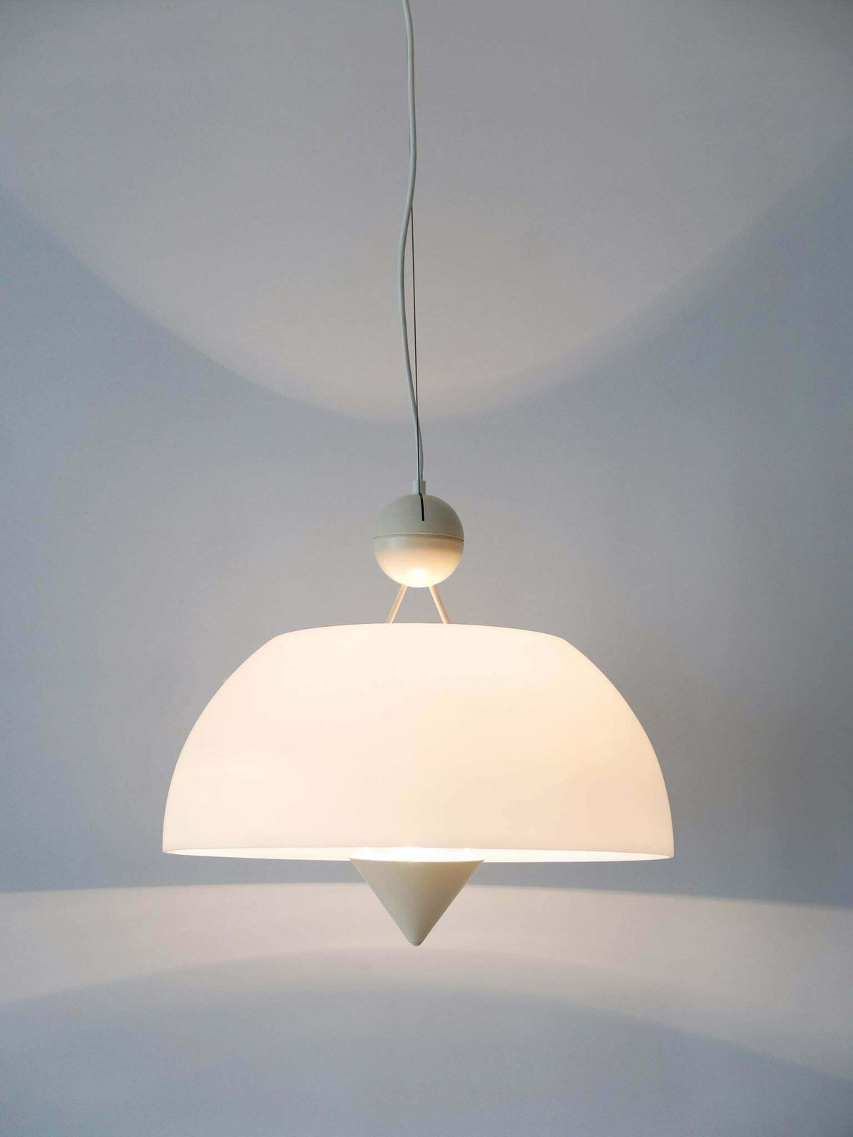 photo furniture Rare & Elegant Mid Century Modern Pendant Lamp Or Hanging Light Italy 1970s