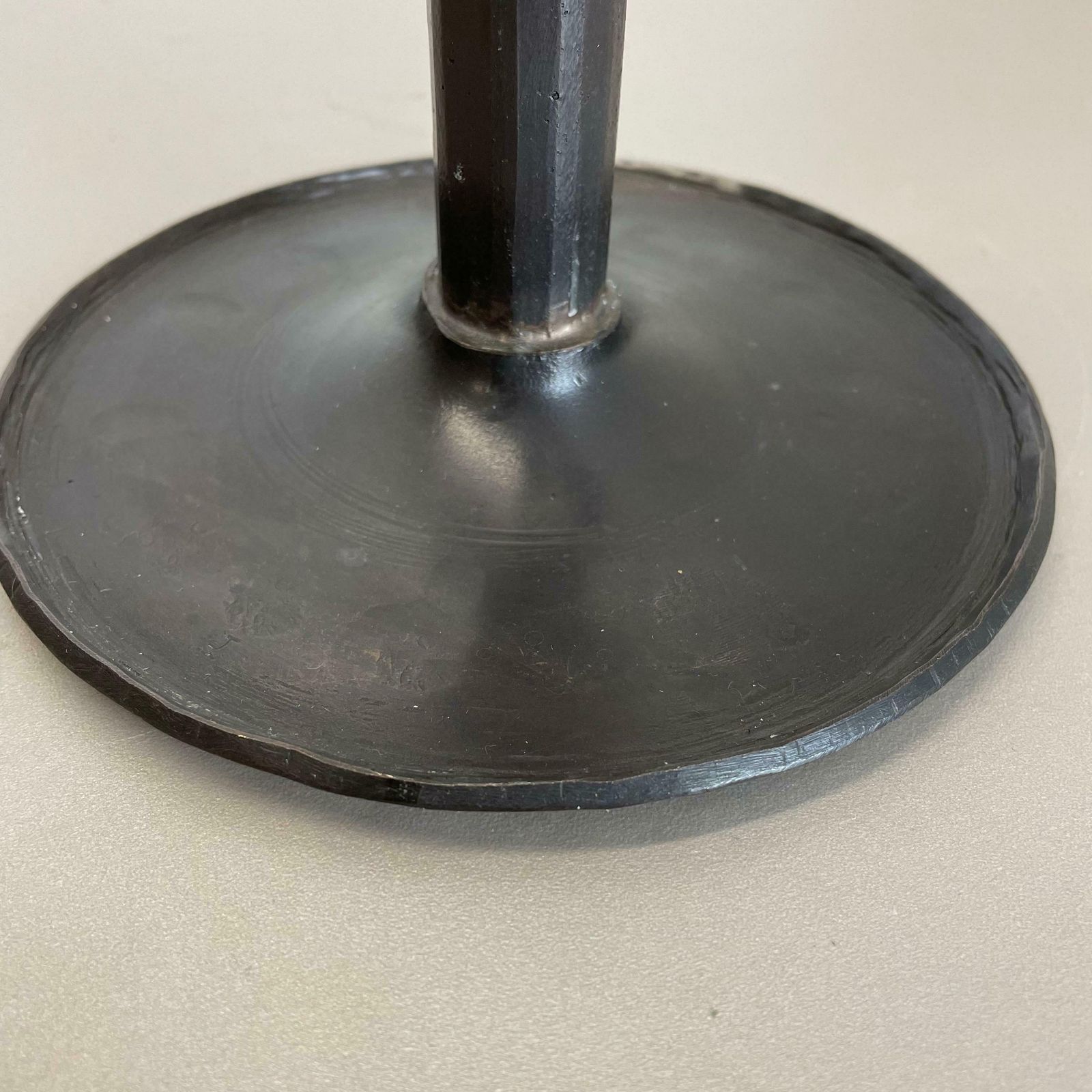 photo vinterior Unique 1.3kg Brutalist Bronze Candleholder By Manfred Bergmeister, Germany 1970s