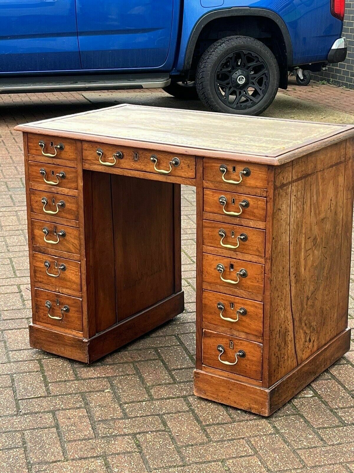 photo furniture Georgian Mahogany Desk. Superb Proportions.
