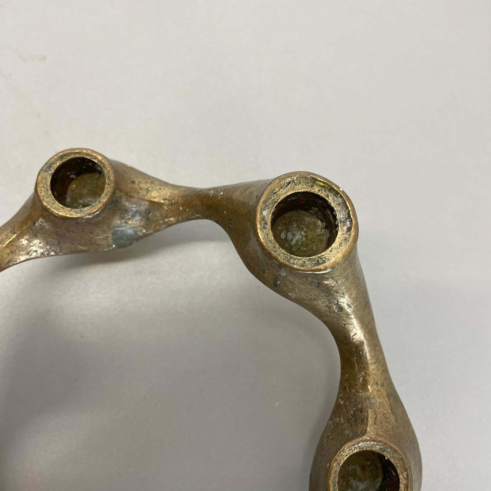 photo vintage Midcentury 1.6kg Brutalist Bronze Candleholder By Michael Harjes, Germany 1960s