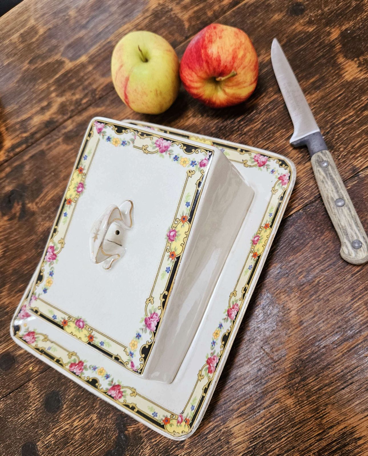 Elegant 1940's Cheese Dish With Lid photo furniture