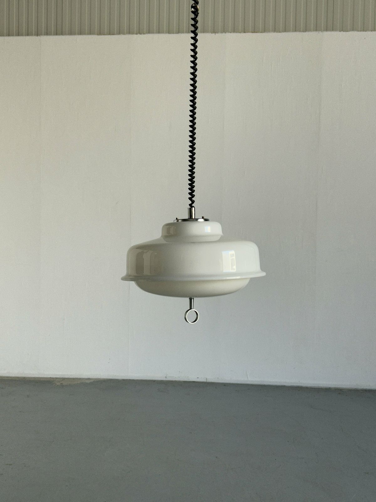 Vintage Mid Century Modern White Pendant Mushroom Lamp Designed By Harvey Guzzini For Meblo, 1970s Space Age / Atomic Age Ufo Light photo furniture