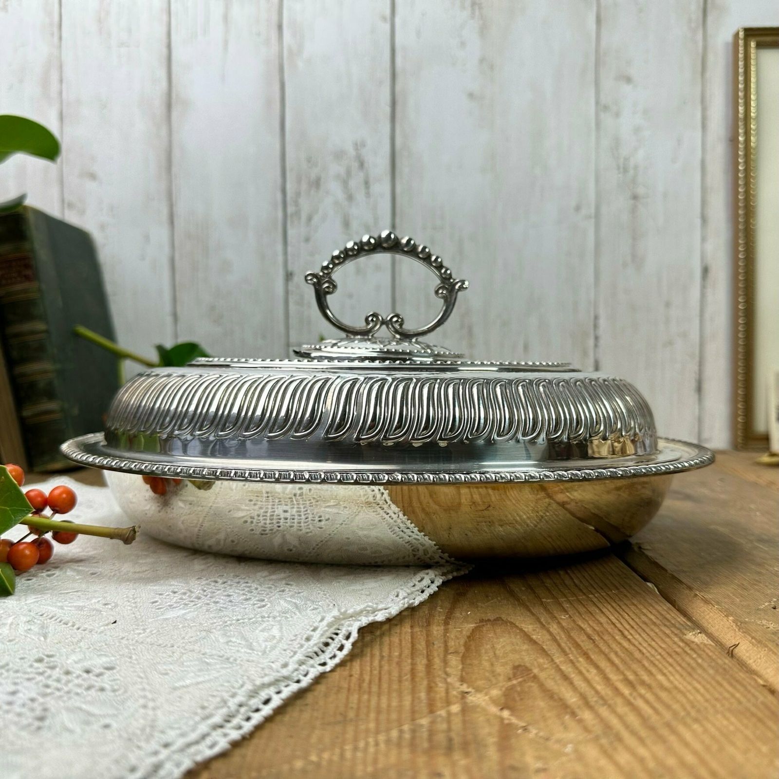 Stunning Sliver Plated Edwardian Oval Entrée Dish photo vinterior