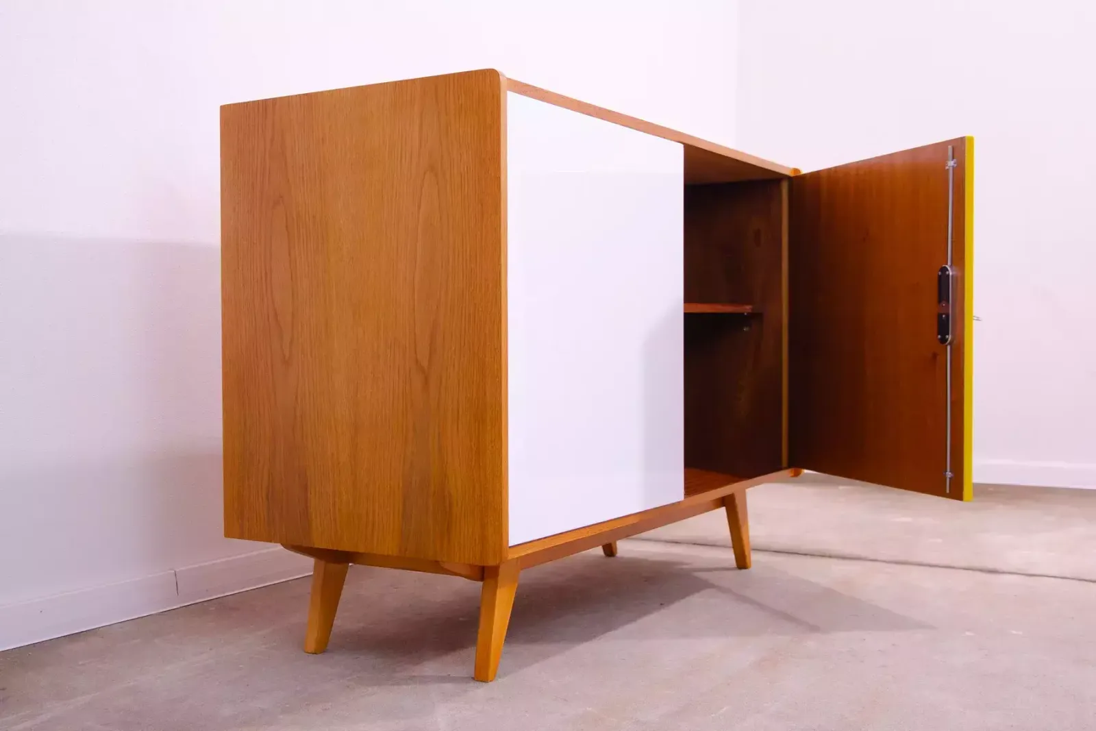Volledig Gerestaureerd Mid Century Dressoir U 450 Van Jiří Jiroutek, Jaren 1960, Tsjecho Slowakije photo buy