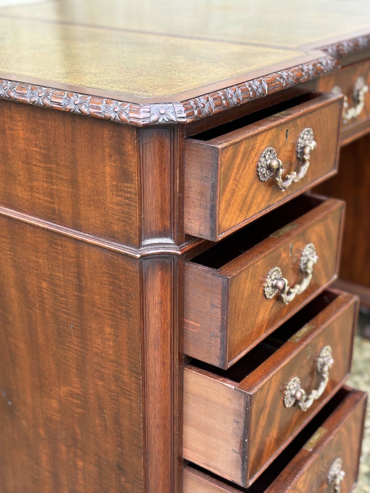 19th Century Chippendale Style Mahogany Pedestal Desk photo for sale