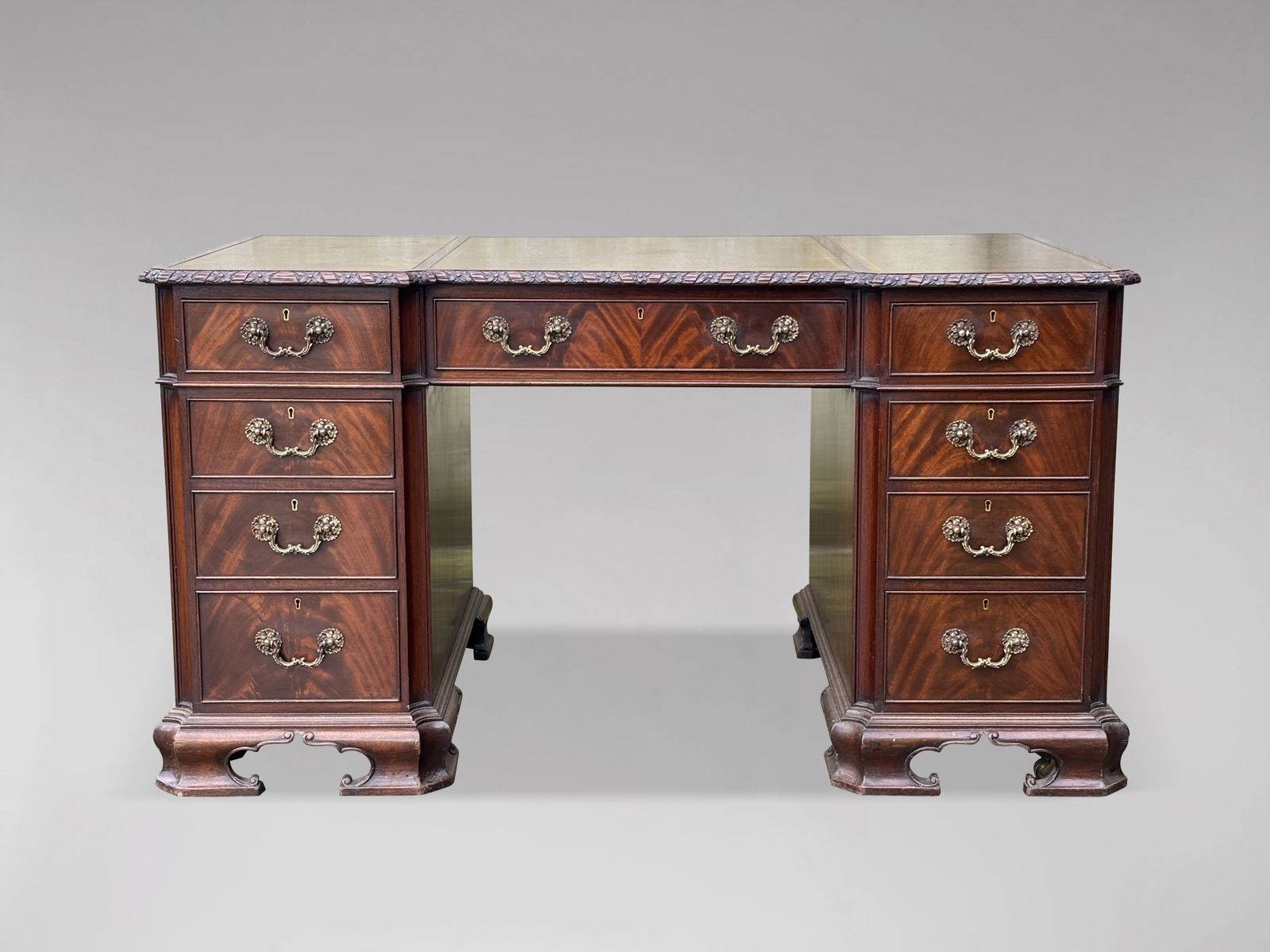 19th Century Chippendale Style Mahogany Pedestal Desk photo Furniture
