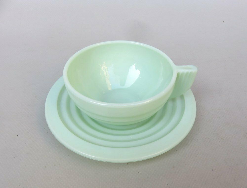 Art Deco Tea Cups And Saucers, 1920s, Set Of 16 photo vinterior