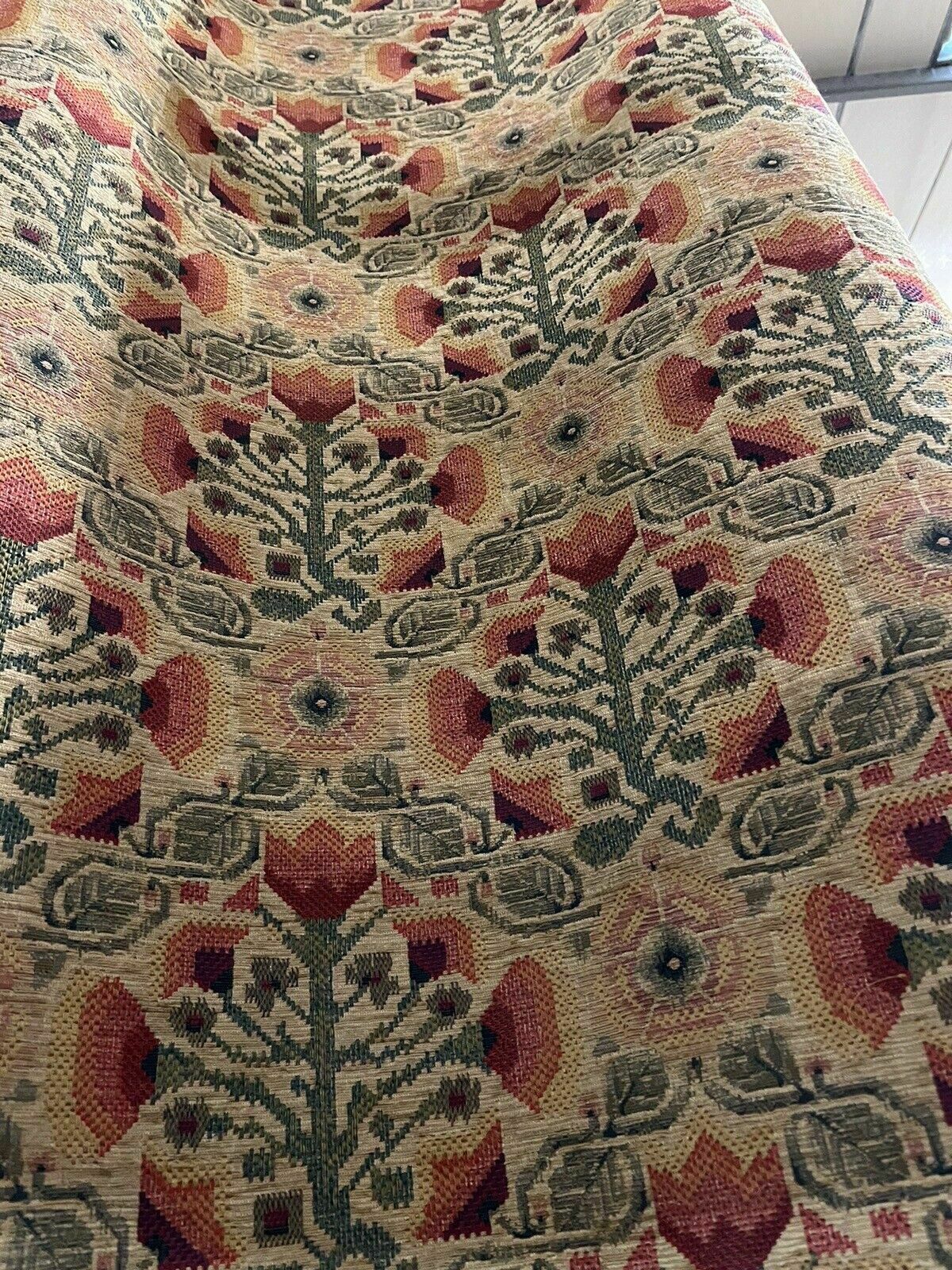 Huge Tablecloth, 295 Cms In Length X 123 Cms, Superb Heavy Quality. Tapestry photo furniture