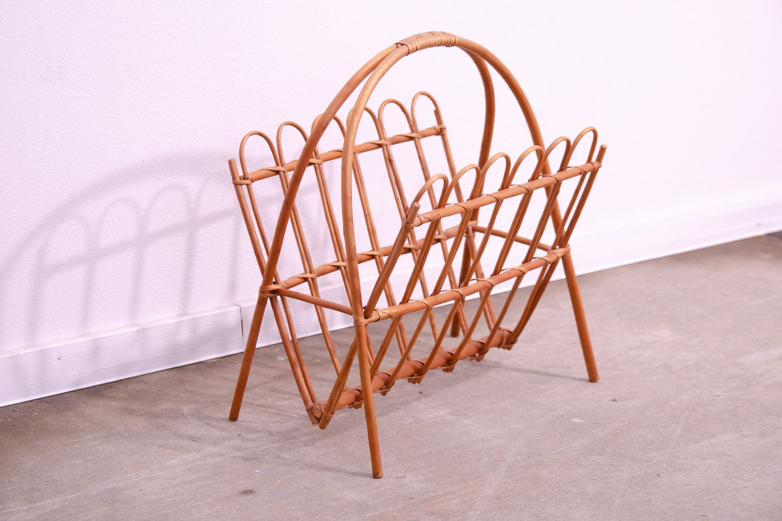 Mid Century Rattan Magazine Rack By Jan Kalous For úluv, 1960´S, Czechoslovakia photo buy