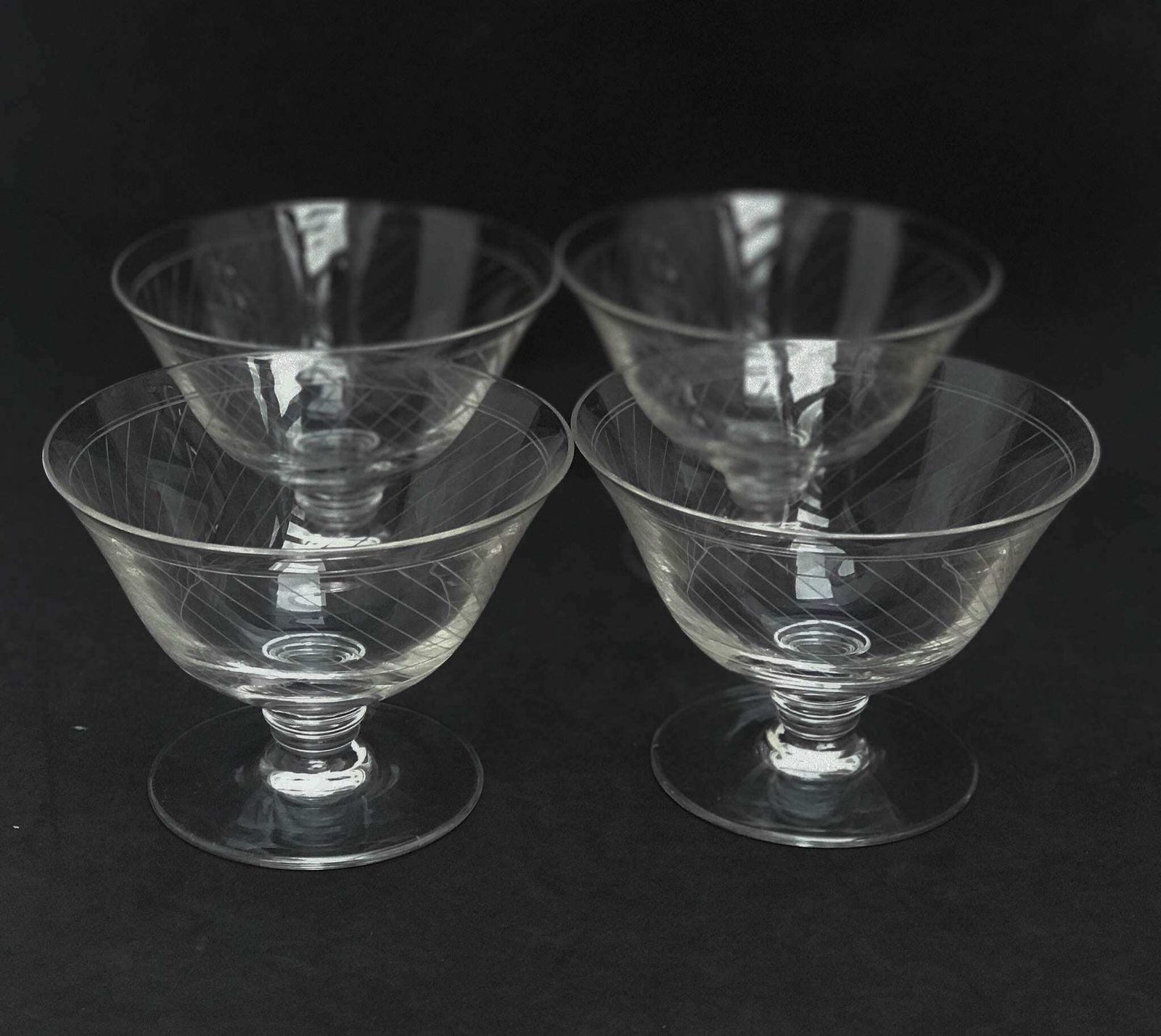 4 Antieke Champagnecoupes – Geslepen Kristal, Jaren 1920, Frans, Set Van 4 – Steegglazen, Barcartdecoratie, Bruiloft, Cocktailglazen