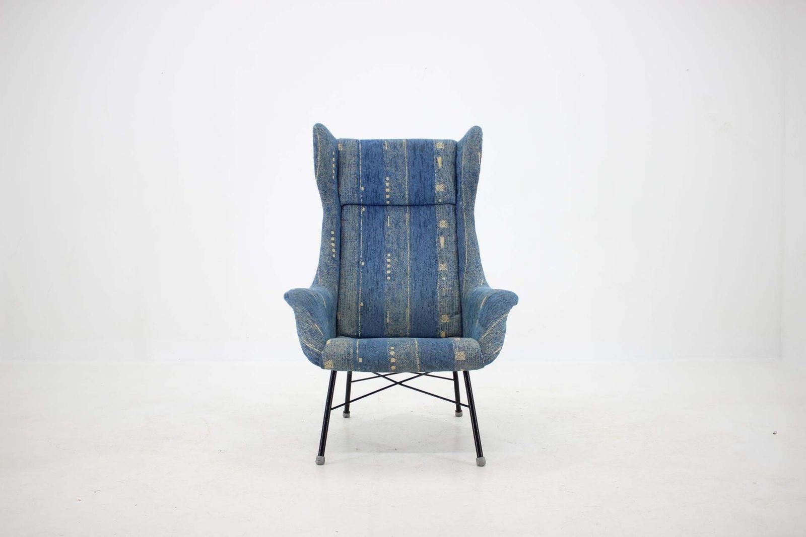 1960s Miroslav Navratil Armchair,Czechoslovakia photo furniture