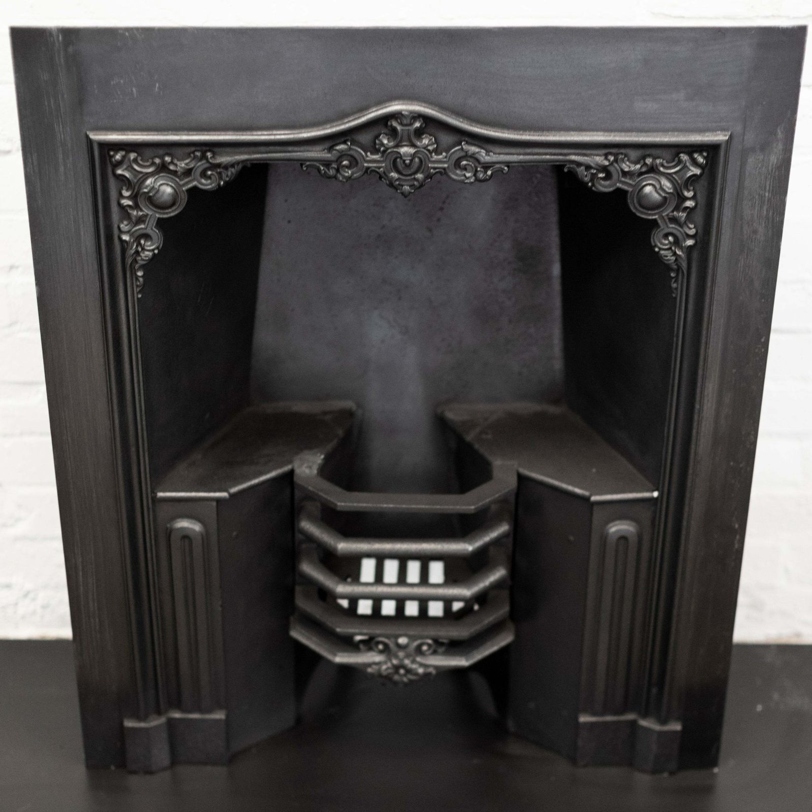 photo for sale Antique Ornate Late Georgian / Early Victorian Cast Iron Insert
