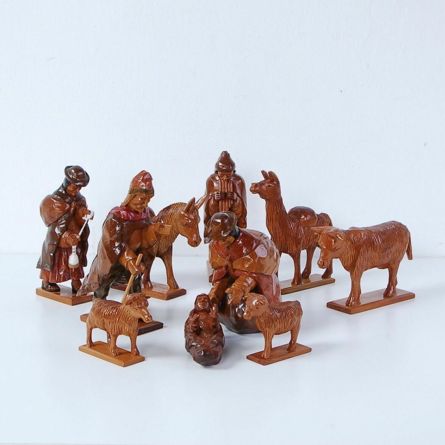 Nativity Wooden Carved Figurines Ethnic Nativity Scene Art Latin America Peru