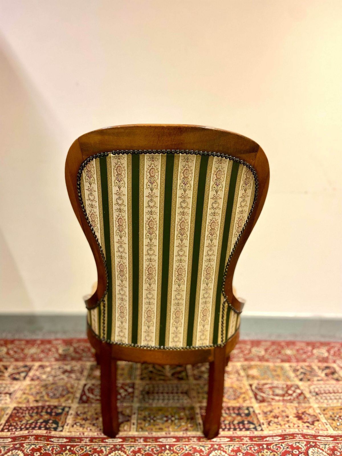 Vintage Regency Style Petite Button Backed Bedroom Vanity Chair / Free Delivery / Made In England C1940 photo vintage