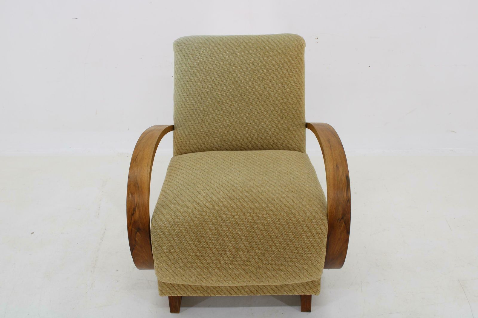 photo vinterior 1930s Art Deco Armchair, Czechoslovakia