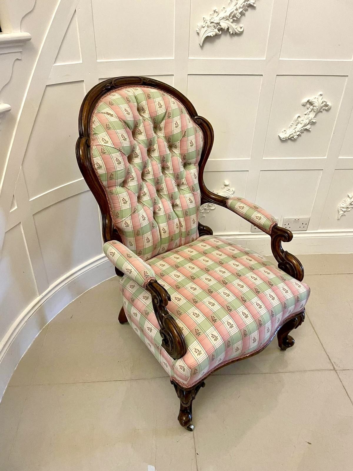 Antique 19th Century Quality Carved Walnut Armchair