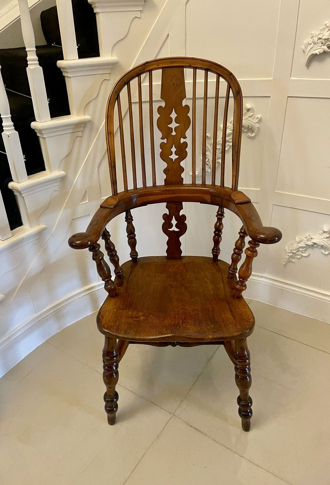 Antique 19th Century Quality Yew Wood Broad Arm Windsor Chair photo vinterior