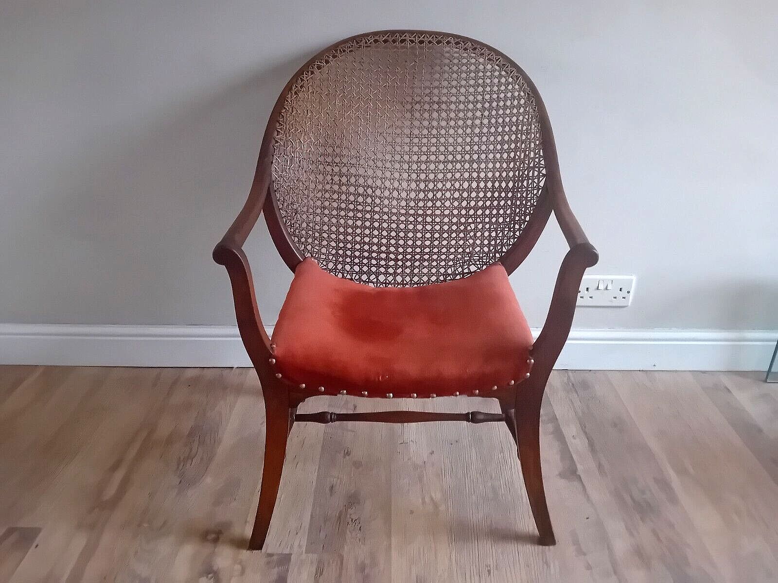 Delightful French Art Deco 1920's Elm Bedroom , Landing , Hall ,Armchair photo vinterior