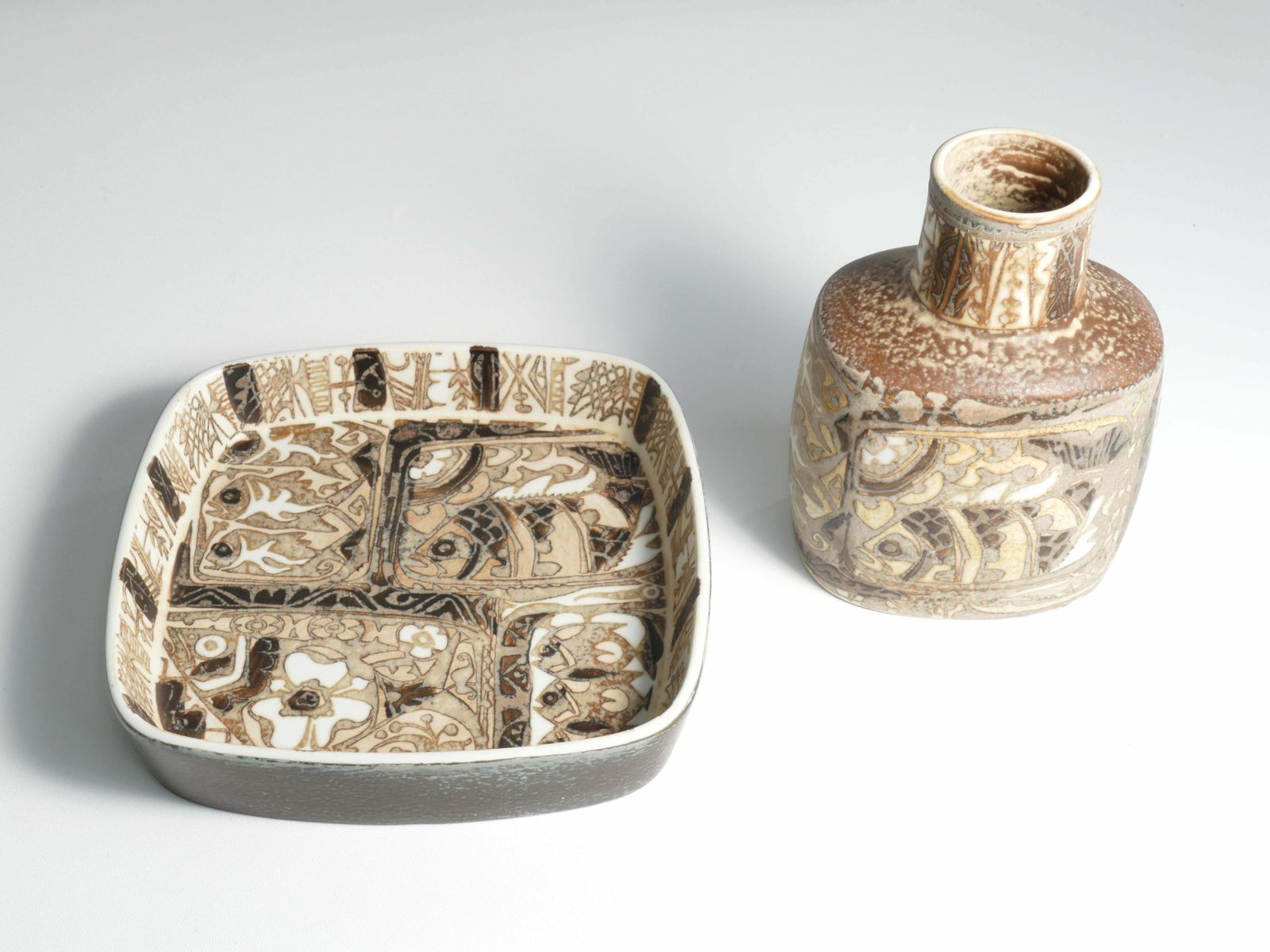 Scandinavian Modern Plate And Vase, Ceramic, "Baca", Fajance, By Nils Thorsson F photo furniture