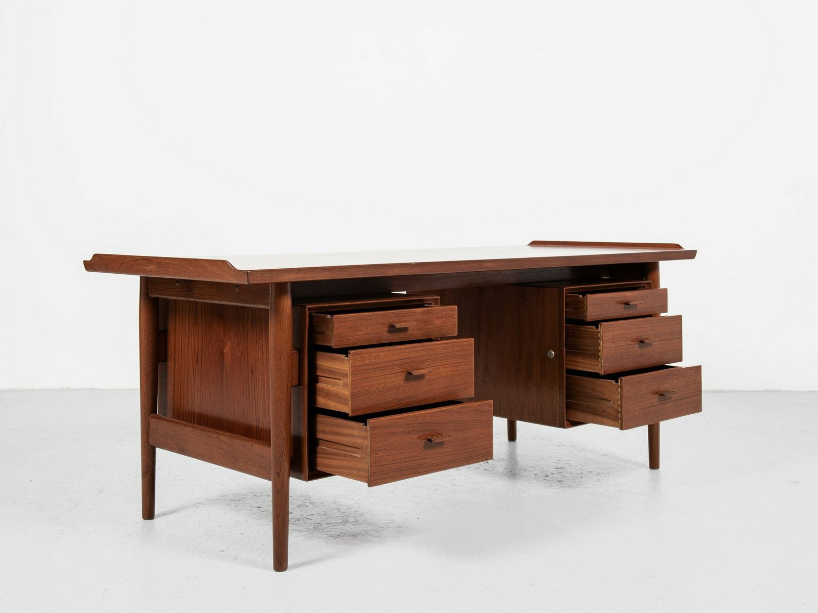 Midcentury Danish Desk In Teak By Arne Vodder For Sibast 1960s   180cm photo Furniture