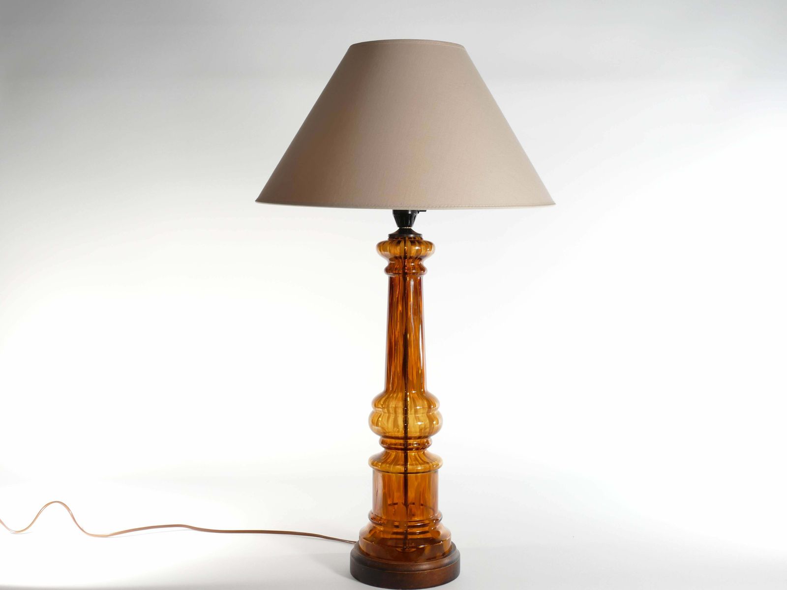Scandinavian Modern Amber Glass Table Lamp By Miranda, 1970s photo 765.0