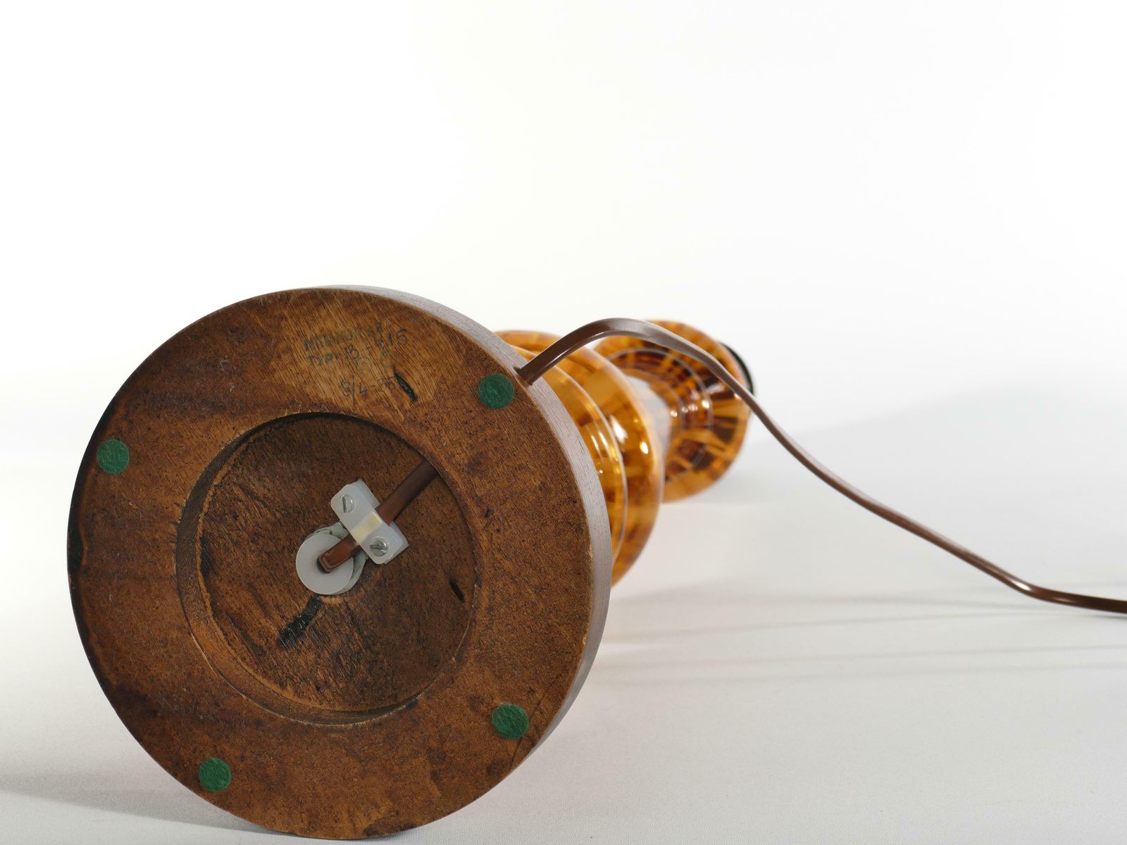 photo vinterior Scandinavian Modern Amber Glass Table Lamp By Miranda, 1970s