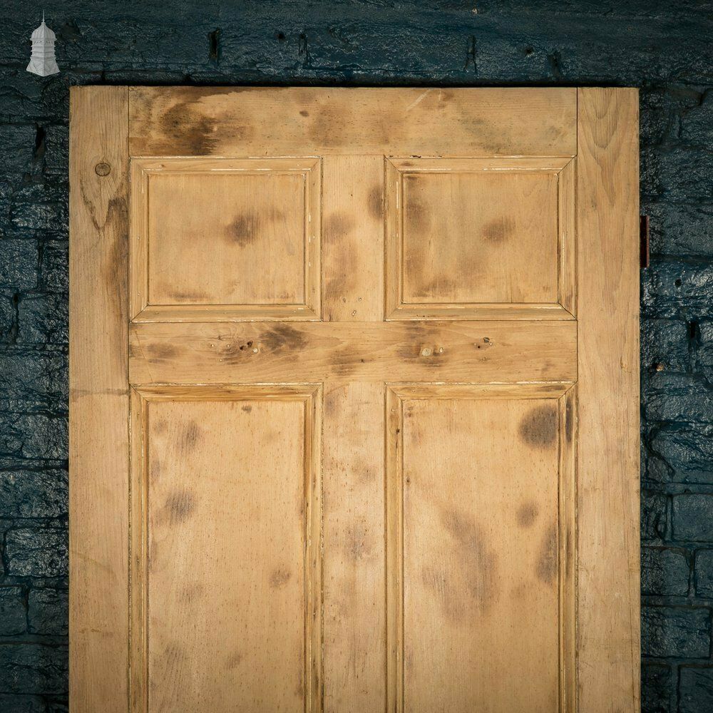 photo furniture Pine Panelled Door, 6 Moulded Panel Door