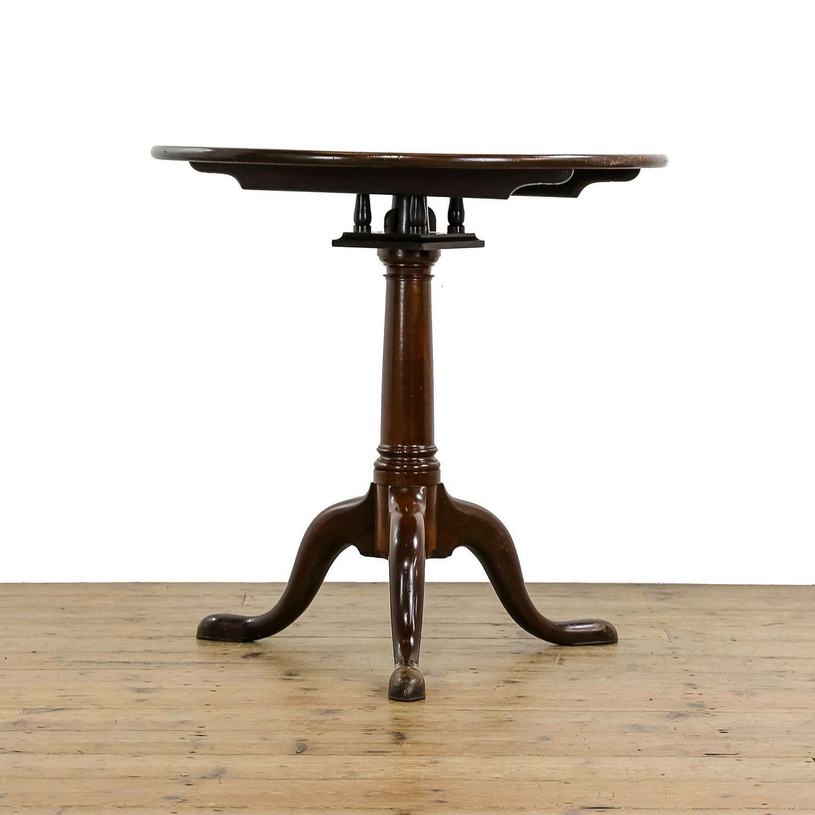 Georgian Antique Mahogany Tilt Top Table photo furniture