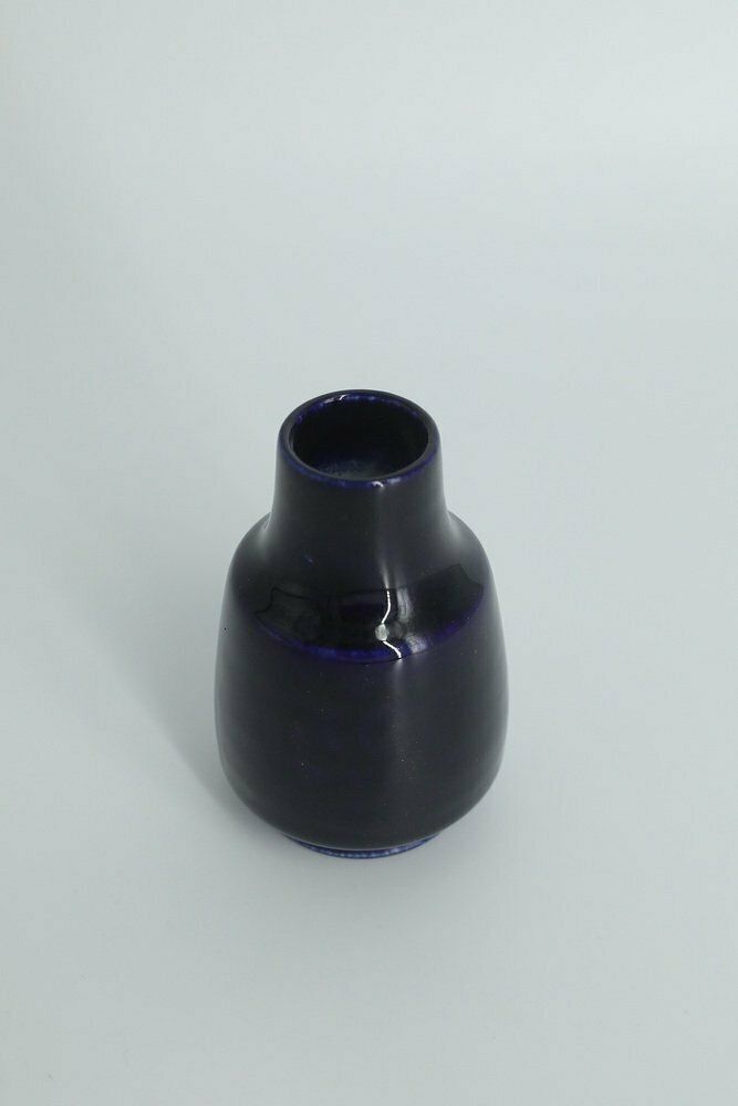 Small Mid Century Scandinavian Modern Collectible Dark Navy Blue Stoneware Vase By Gunnar Borg For Höganäs Keramik, 1960s photo Home Decor