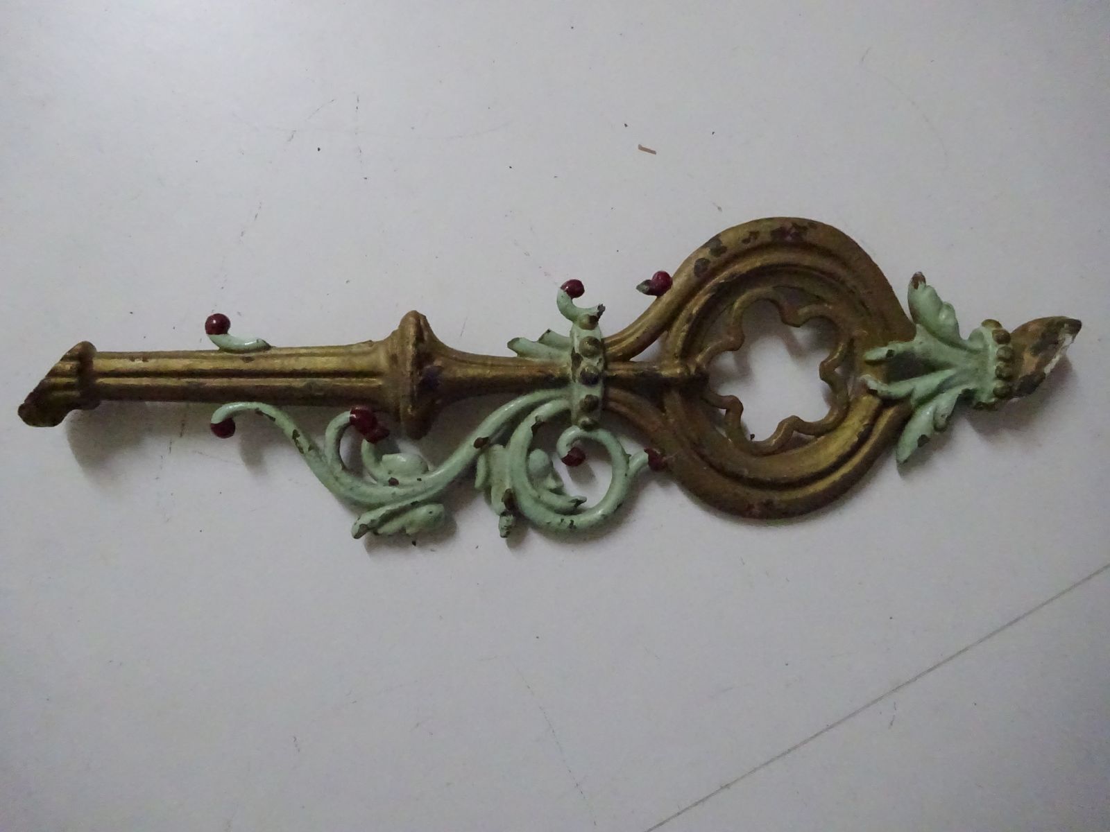 1245.0 28 Reclaimed Antique Cast Iron Stair Balustrade/Spindles photo