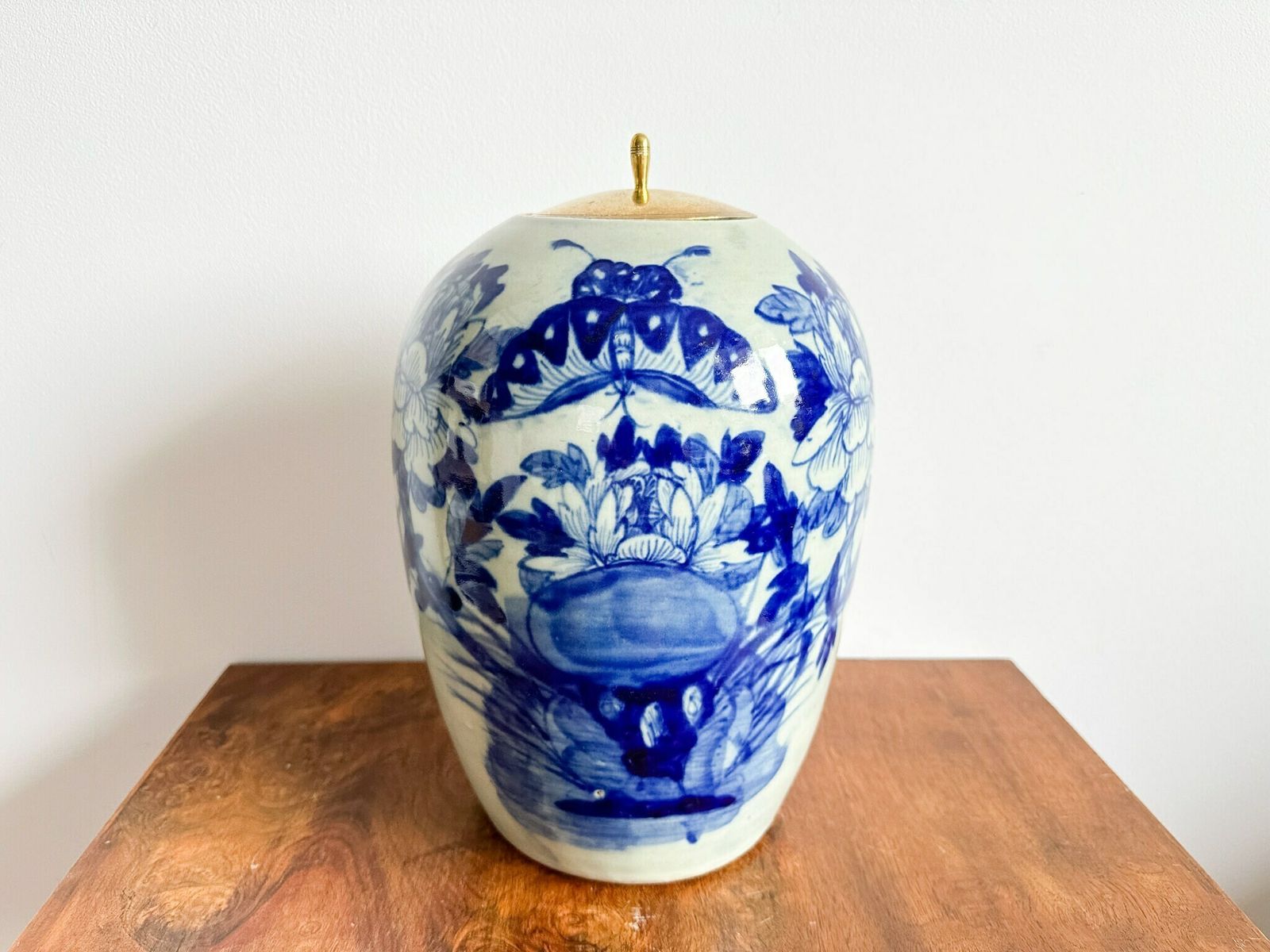 Antique Chinese Lidded Jar, 19th Century Chinese Pot With Lid, 12.5" High, Chinese Vase, Antique Chinese Ginger Jar