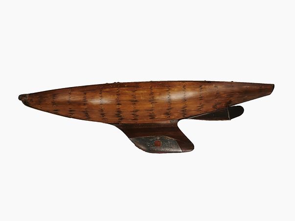 1920's Racing Pond Yacht, 1920s photo vinterior