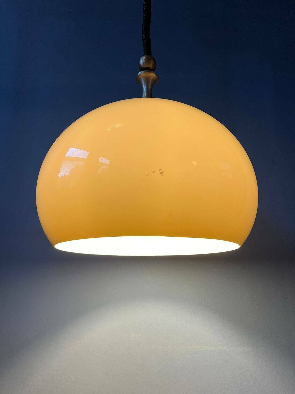 Mid Century Plexiglas Dijkstra Space Age Mushroom Hanglamp photo Verlichting
