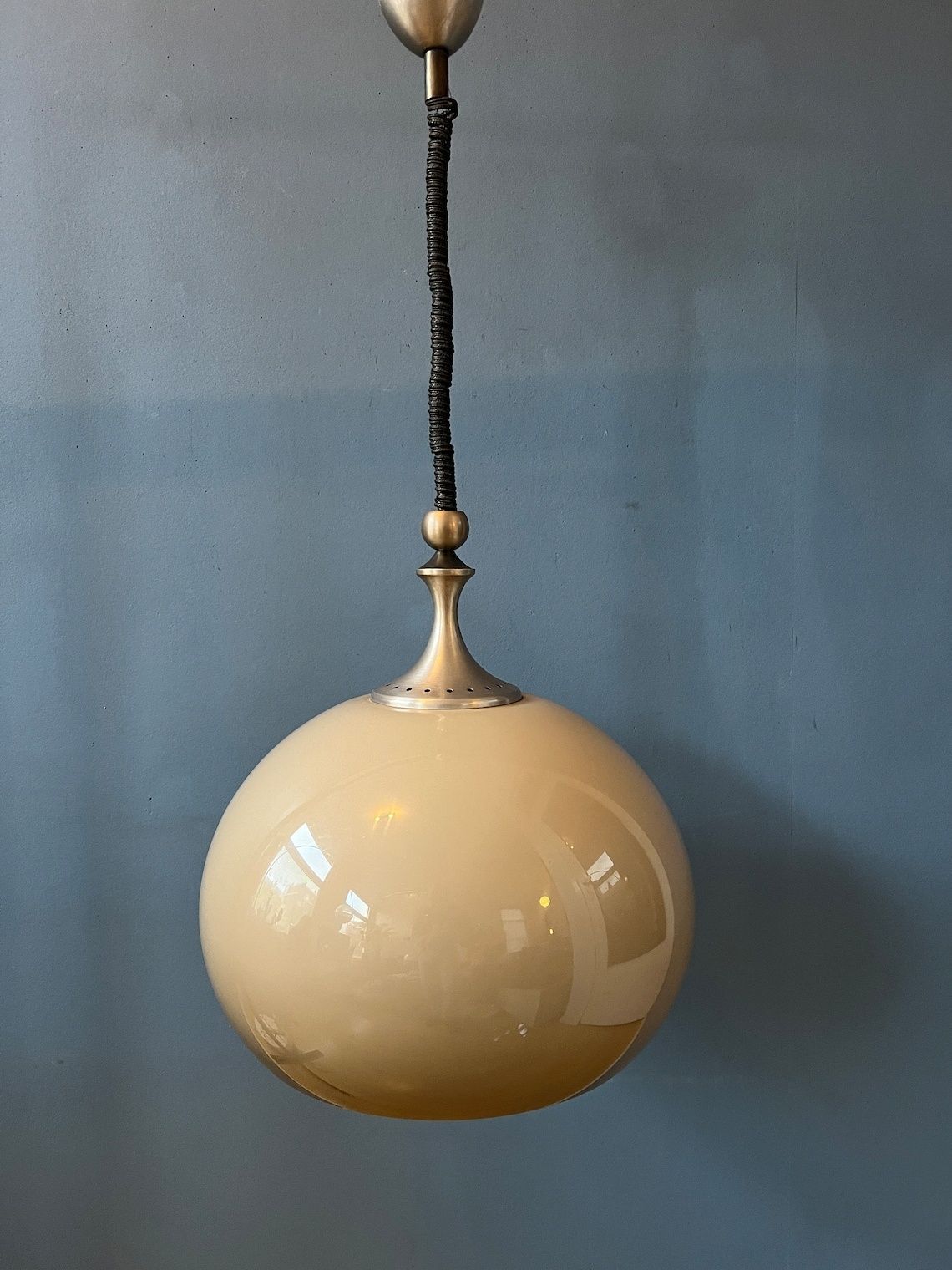 Mid Century Plexiglas Dijkstra Space Age Mushroom Hanglamp photo vinterior