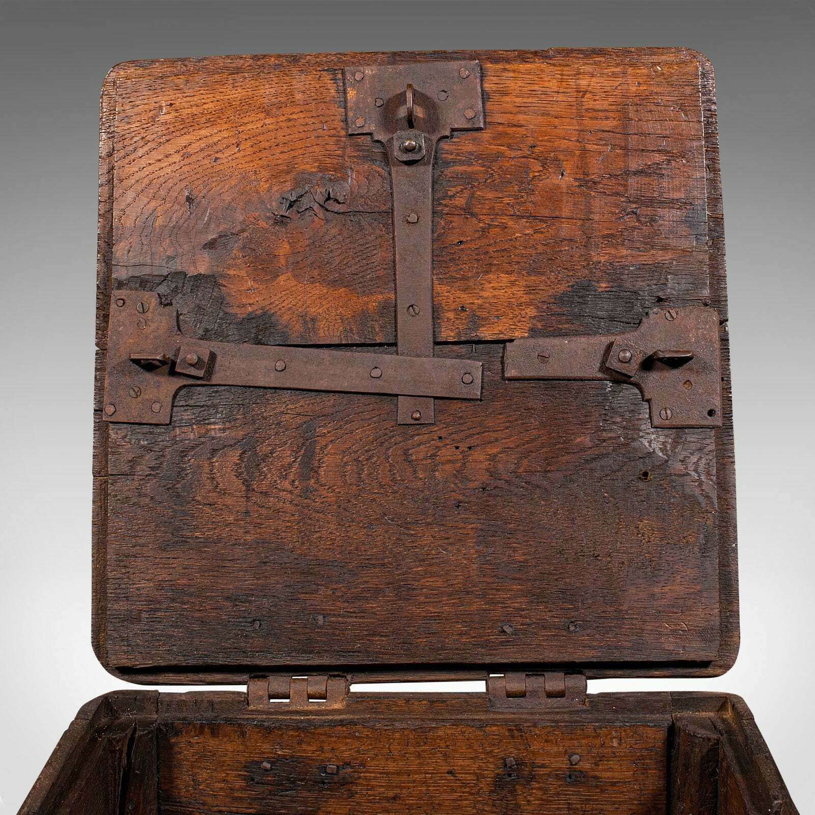 photo furniture Antique Mail Carriage Strong Box, English, Oak, Security Chest, Early Georgian