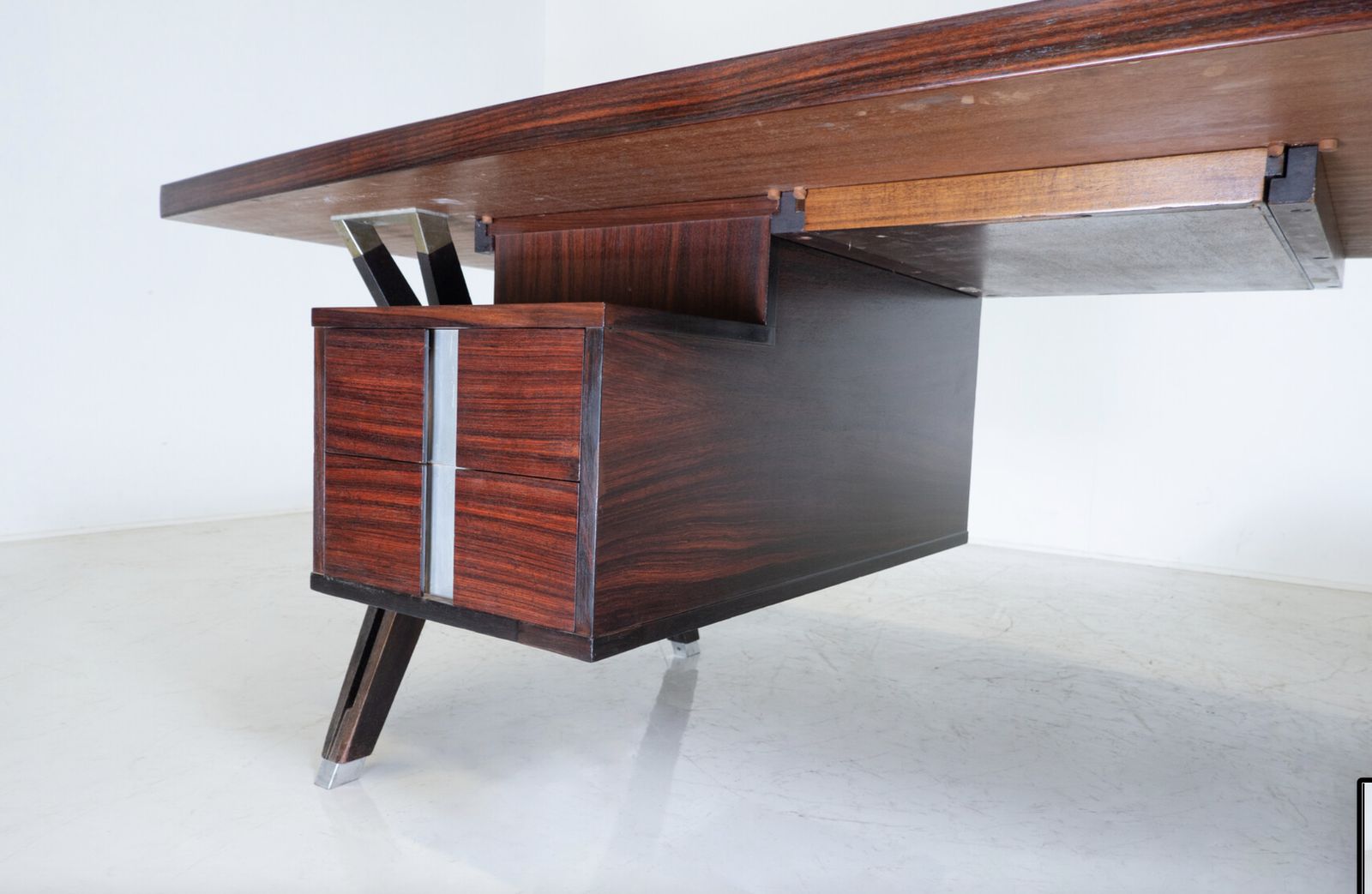 Mid Century Modern Desk By Ico Parisi For Mim Roma 1950s photo vinterior