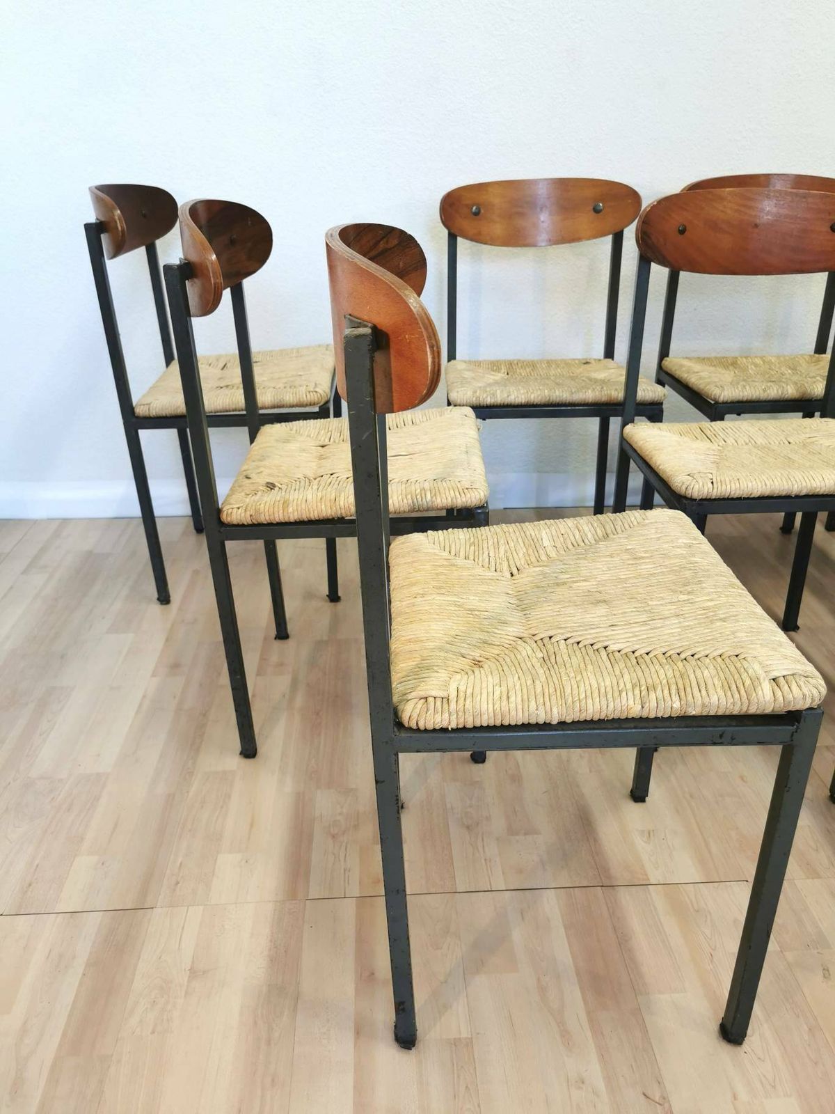 Pub Dine Chairs With Iron Frame And Thatched Seat / Vintage Sturdy Dining Caffe Chair / 1970s, Yugoslavia / Industrial Farmhouse Interior photo vinterior