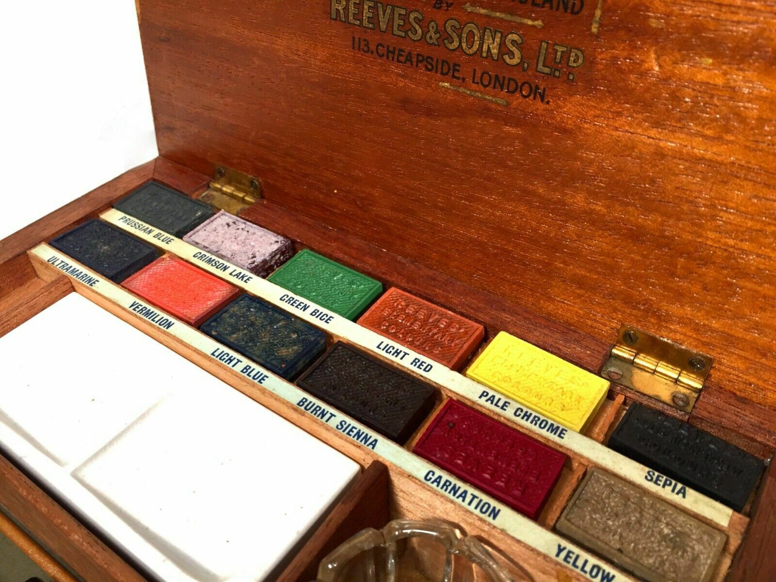 Antique Victorian Mahogany Artists Box By Reeves & Son With Block Paints C.1890 photo vinterior