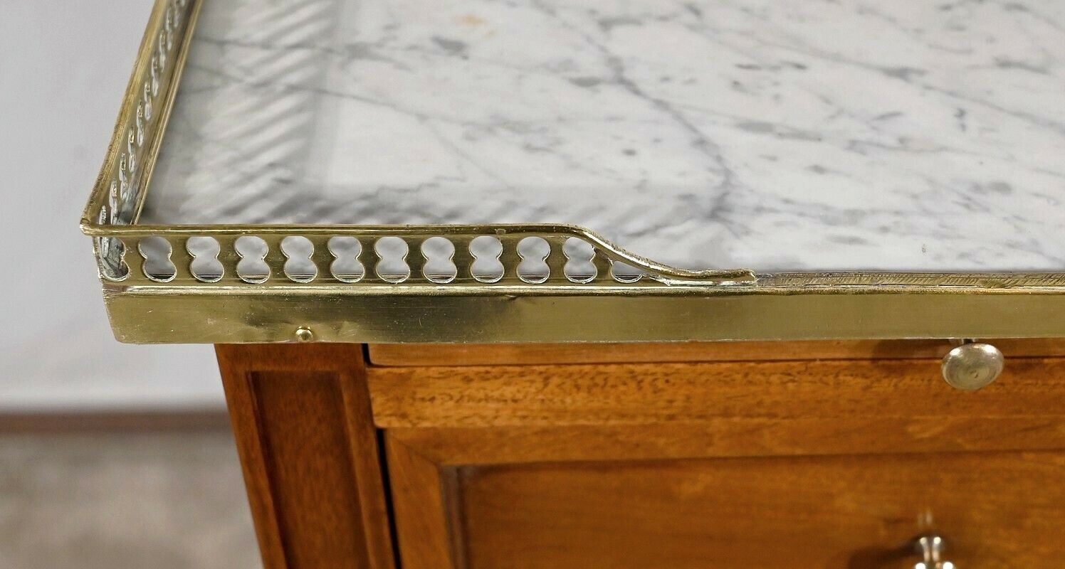 Small Mahogany Between Furniture, Louis XVI Style – End 19th photo 2325.80645148