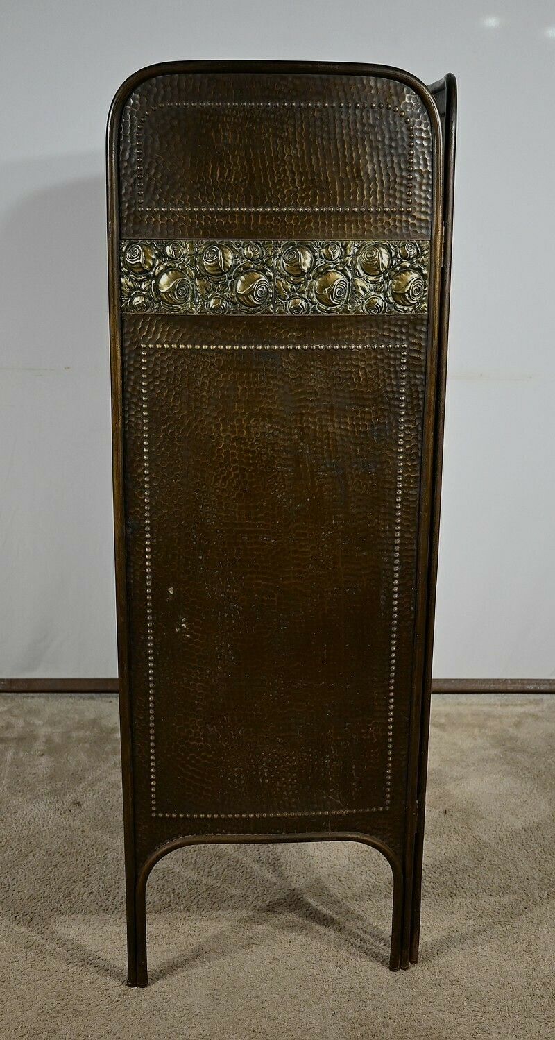 photo furniture Screen In Aged Brass, Art Nouveau – 1900