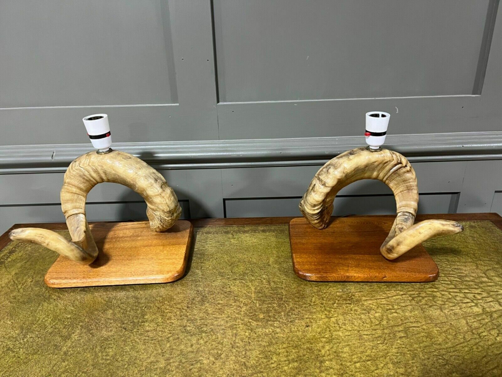 Pair Of Ram’s Horn Lamps Vintage Table Lights Original Ram’s Horn 1950’s photo for sale